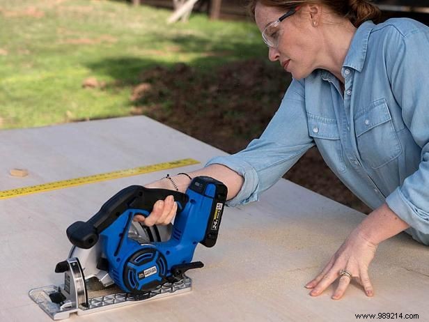Expert DIY Guide: Build a Stunning Framed Barn Quilt with Pro Tips