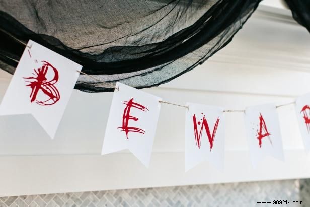 DIY Spooky  CAUTION  Halloween Banner: Quick Tutorial with Printable Template