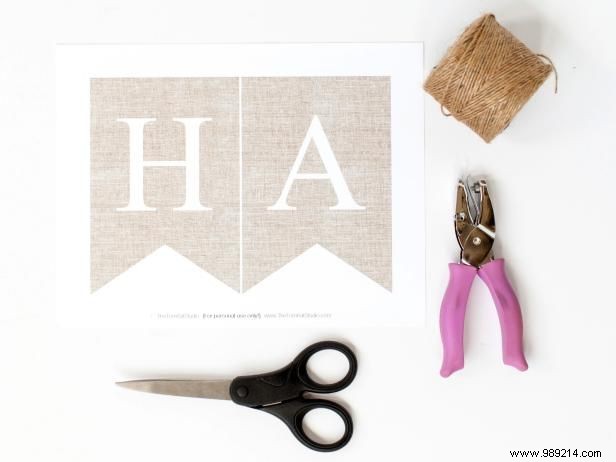 DIY Happy Holidays Banner: Easy Step-by-Step Guide from ten22 Studio