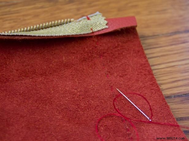 DIY Guide: Craft a Professional Handmade Leather Bag from Recycled Materials