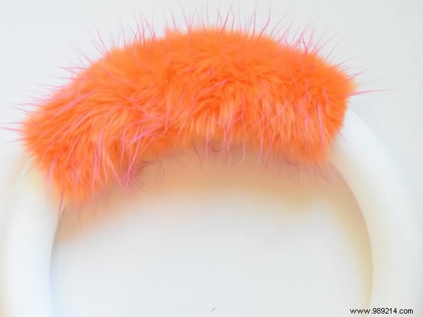 DIY Halloween Yarn-Wrapped Monster Crown: Easy Step-by-Step Craft Tutorial