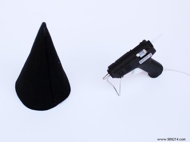 DIY Halloween Witch Hat for Dogs: Easy 20-Minute Step-by-Step Guide