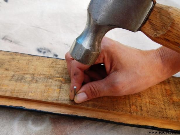 DIY Spider Web Halloween Welcome Sign: Easy, Kid-Friendly Front Porch Tutorial