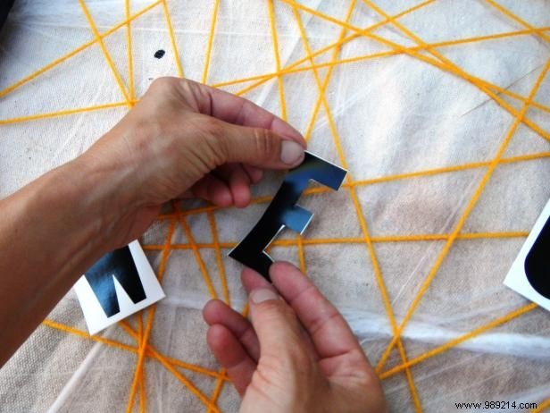 DIY Spider Web Halloween Welcome Sign: Easy, Kid-Friendly Front Porch Tutorial