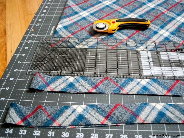 DIY No-Sew Piping Headboard Cover: Professional Step-by-Step Guide