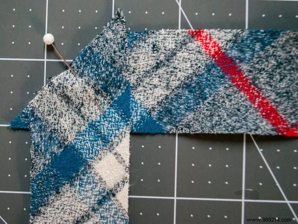 DIY No-Sew Piping Headboard Cover: Professional Step-by-Step Guide