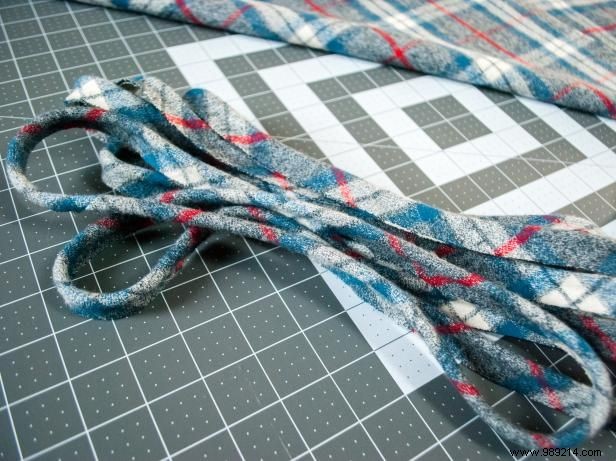 DIY No-Sew Piping Headboard Cover: Professional Step-by-Step Guide