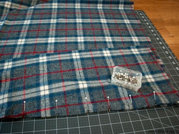 DIY No-Sew Piping Headboard Cover: Professional Step-by-Step Guide