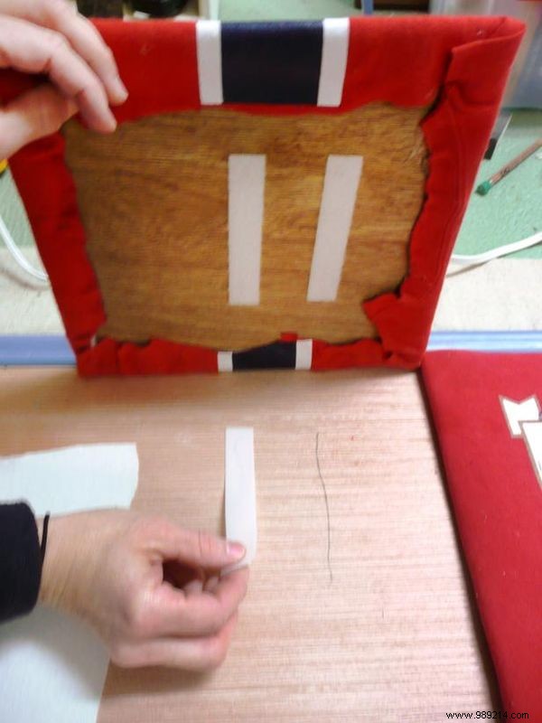 DIY Headboard from Old T-Shirts: Easy Upcycling Tutorial by Expert Joanne Palmisano