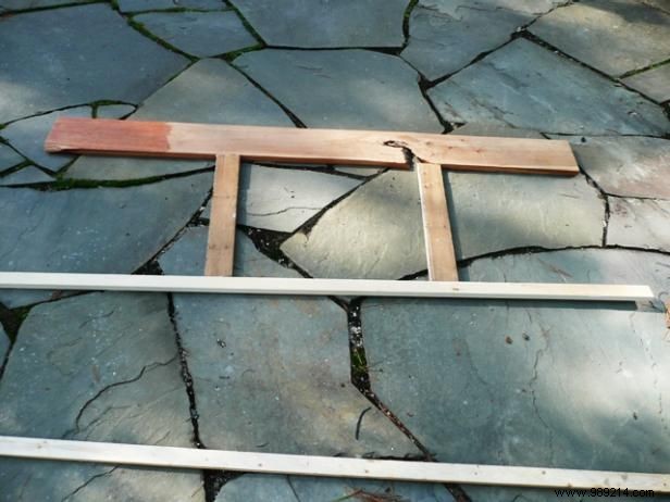 DIY Reclaimed Wood Headboard with Custom Photo Frame: Step-by-Step Guide