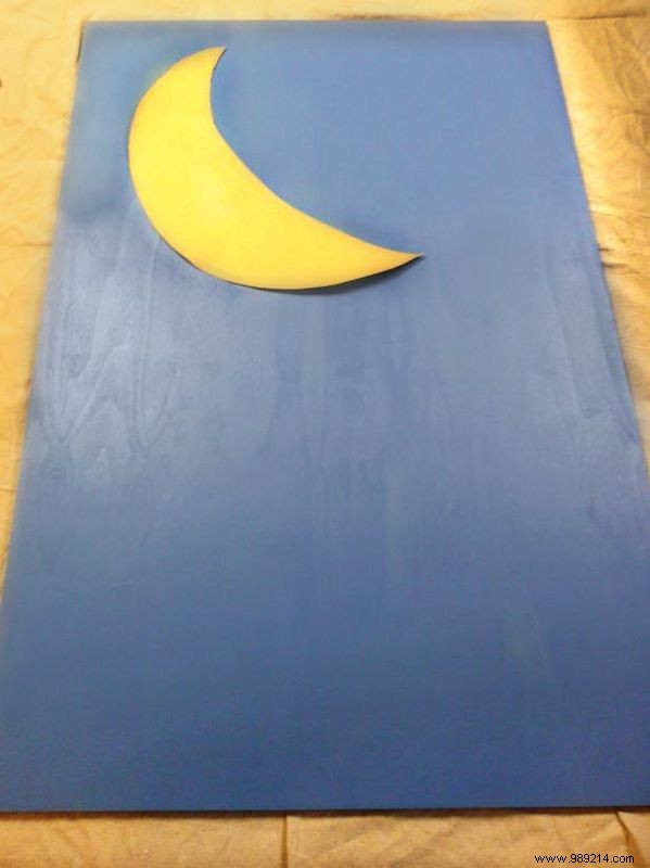 DIY Starry Night Headboard for Kids: Built-In Lights Crafted with Family Fun