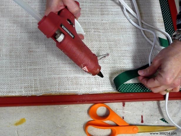 DIY Holiday Greeting Card Display: Upcycle a Thrifted Corkboard Like a Pro