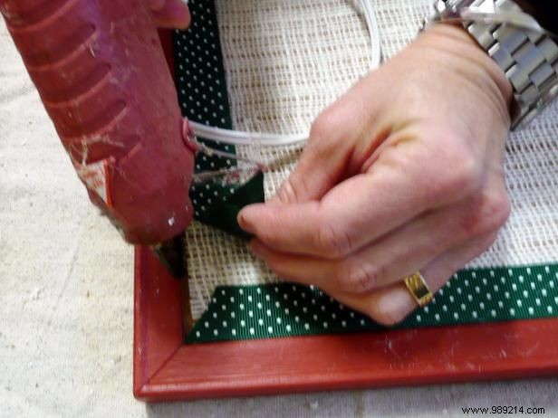 DIY Holiday Greeting Card Display: Upcycle a Thrifted Corkboard Like a Pro