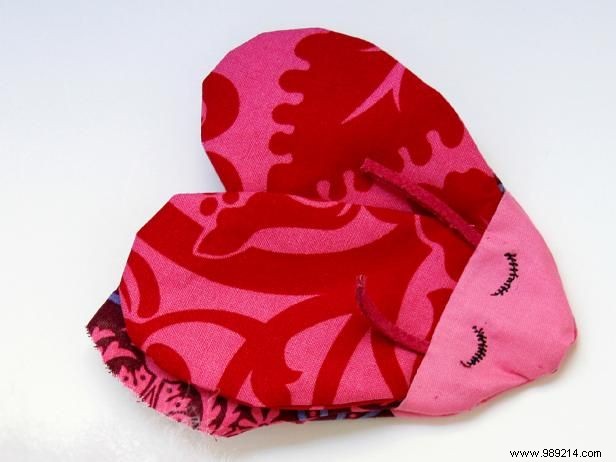 DIY Heart-Shaped Love Bug: Easy Sewing Tutorial with Free Pattern