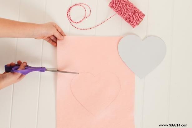 DIY Heart Garland: Easy Step-by-Step Tutorial with Free Printable Template