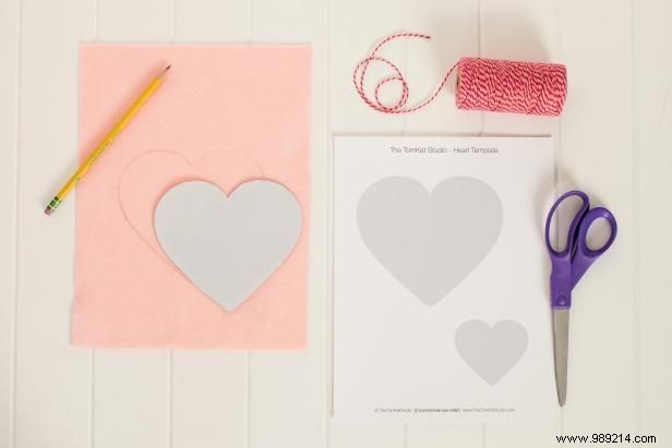 DIY Heart Garland: Easy Step-by-Step Tutorial with Free Printable Template
