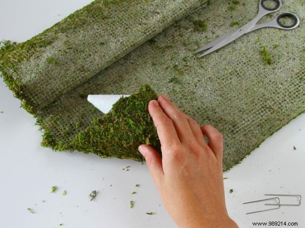 DIY Mid-Century Modern Hanging Holiday Centerpiece: Expert Step-by-Step Guide