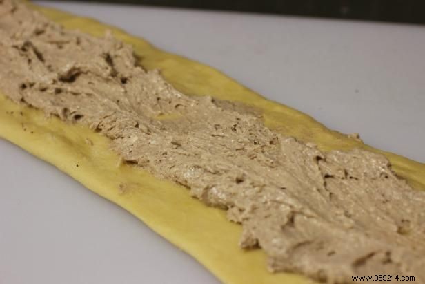 Authentic Mardi Gras King Cake Recipe: Easy Step-by-Step Guide