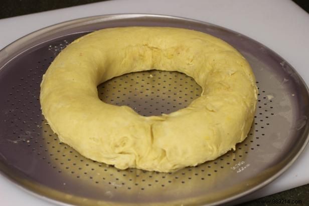 Authentic Mardi Gras King Cake Recipe: Easy Step-by-Step Guide