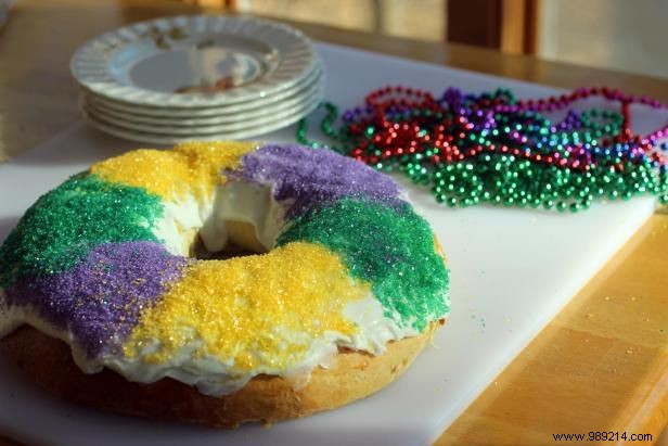 Authentic Mardi Gras King Cake Recipe: Easy Step-by-Step Guide