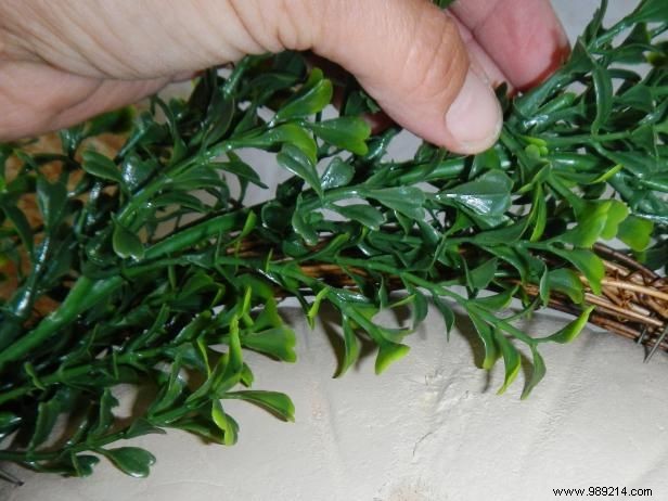 DIY Natural Gourd Topiary: Stunning Fall Porch Decor Step-by-Step