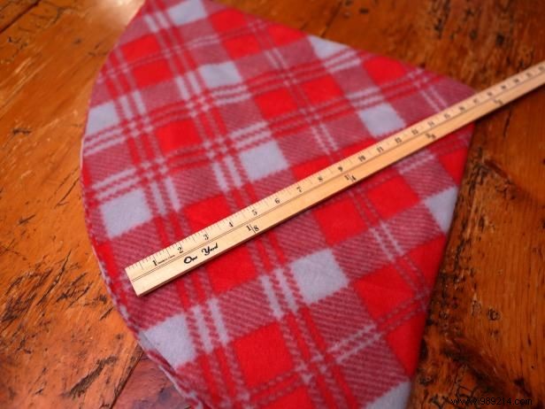 DIY No-Sew Seamless Pet Bed: Simple Step-by-Step Fleece Tutorial