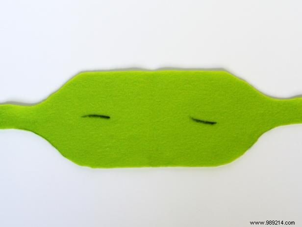 Easy No-Sew DIY Halloween Monster Dog Costume: Step-by-Step Guide