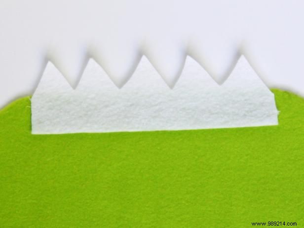 Easy No-Sew DIY Halloween Monster Dog Costume: Step-by-Step Guide