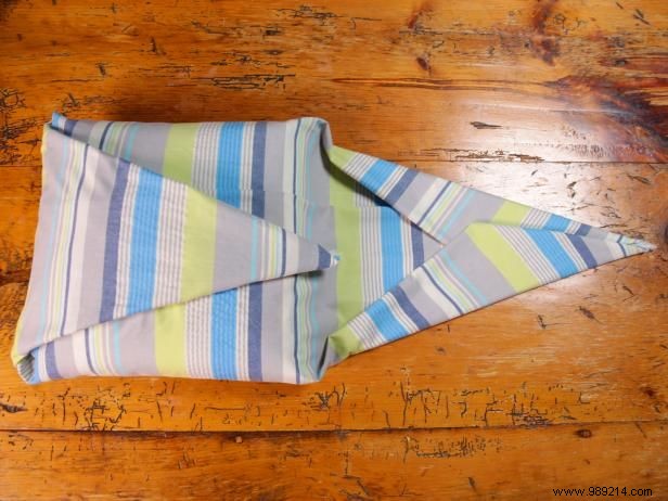 Easy No-Sew Knot Pillow: Step-by-Step DIY Tutorial for Custom Home Decor