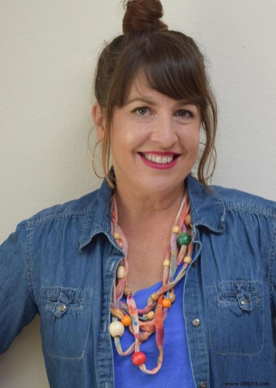 DIY Guide: Upcycle Old T-Shirts into Yarn for Custom Necklaces and Headbands