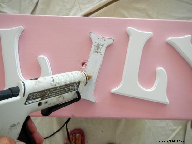 Transform an Old Drawer into a Cozy DIY Pet Bed: Step-by-Step Guide