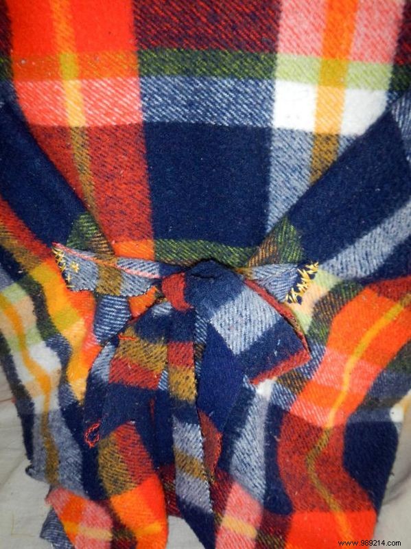 Transform an Old Office Chair into a Cozy Custom Pet Bed: Easy DIY Guide