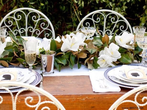 DIY Paper Magnolia Garland Centerpiece: Easy Step-by-Step Tutorial