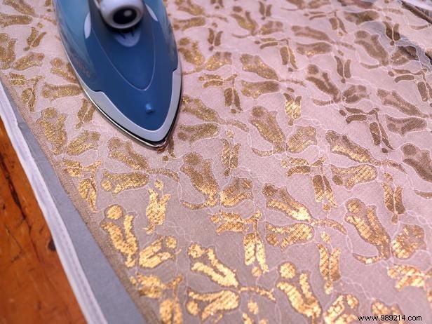 Easy No-Sew Guide: Craft Seamless Double-Sided Table Runners and Placemats