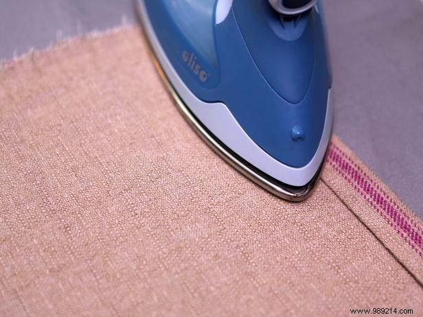 Easy No-Sew Guide: Craft Seamless Double-Sided Table Runners and Placemats
