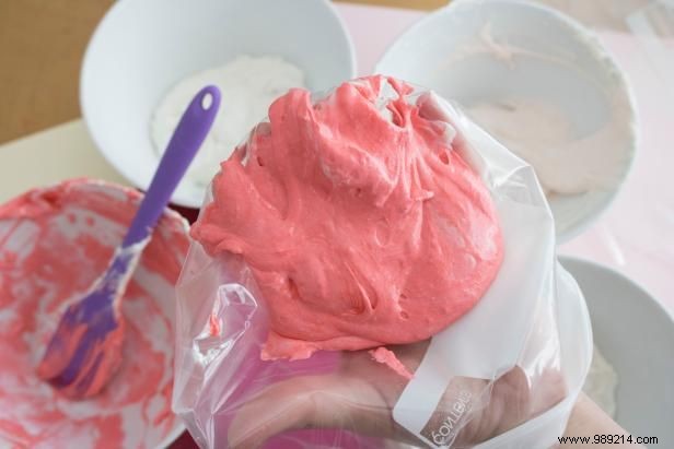 DIY Puffy Paint Valentine s Cards: Simple Homemade Recipe from Crafter Emily Fazio