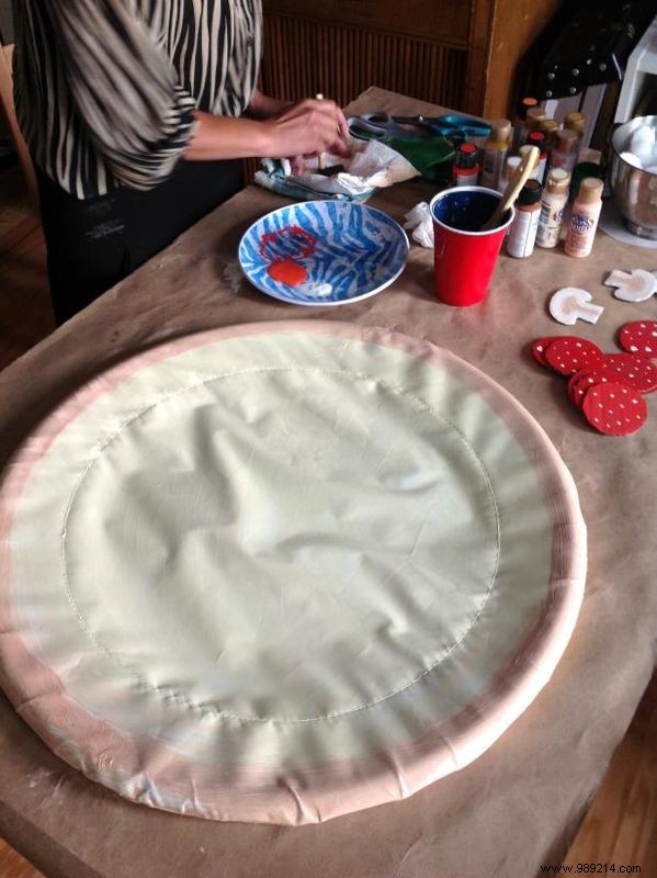 DIY Pizza Halloween Costume: Easy Step-by-Step Guide Using Frisbees