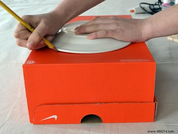 DIY Sunburst Photo Display and Message Board: Expert Step-by-Step Guide