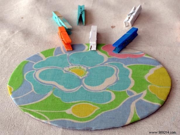 DIY Sunburst Photo Display and Message Board: Expert Step-by-Step Guide