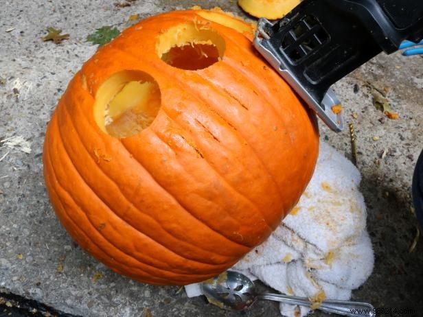 DIY Halloween Pumpkin Totem Pole: Expert Step-by-Step Guide by Emily Fazio