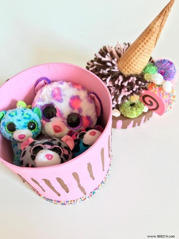 DIY Spilled Ice Cream Cake Trinket Box: Easy No-Bake Craft Tutorial by Jennifer Perkins