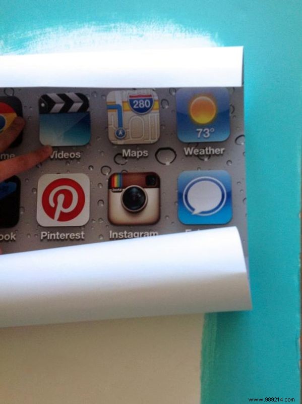 DIY Smartphone Halloween Costume: Easy Step-by-Step Guide