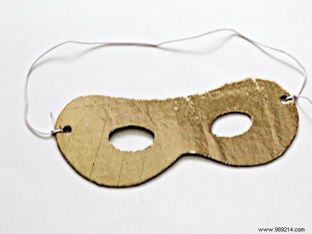 Easy DIY Superhero Costume for Kids: Step-by-Step Guide with Minimal Sewing