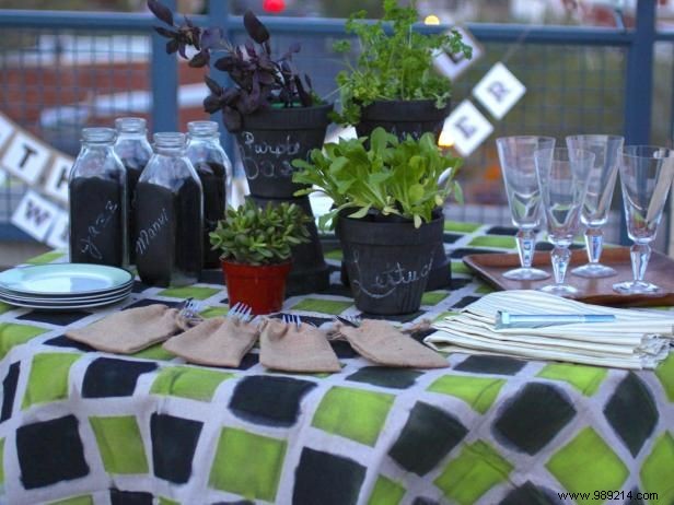 DIY Canvas Drop Cloth Tablecloth: Durable, Stylish Outdoor Picnic Essential