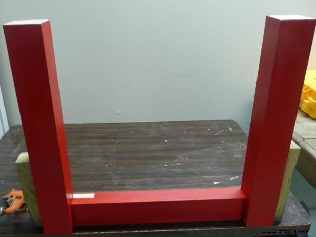 DIY Guide: Upcycle Vintage Soda Crates into a Stylish Display Table