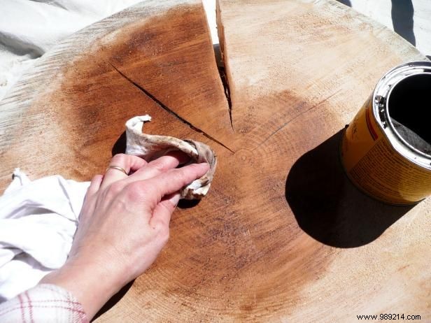 DIY Rustic Log Table: Build a Sturdy Piece from Slab Wood and Salvaged Chair Legs