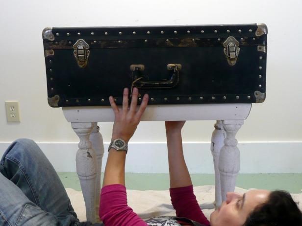 Transform an Old Suitcase into a Stunning Coffee Table: Expert DIY Guide