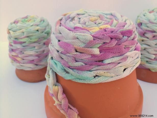 DIY Hanging T-Shirt Planter: Easy Upcycling Tutorial from an Experienced Crafter