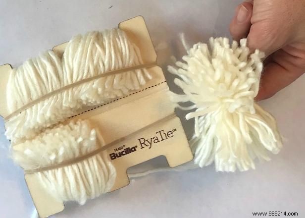 DIY Unicorn Wall Hanging: Easy Rya Weaving Tutorial by Jennifer Ramos