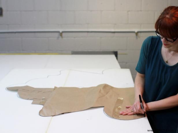 Expert DIY Guide: Craft a Custom-Shaped Upholstered Headboard